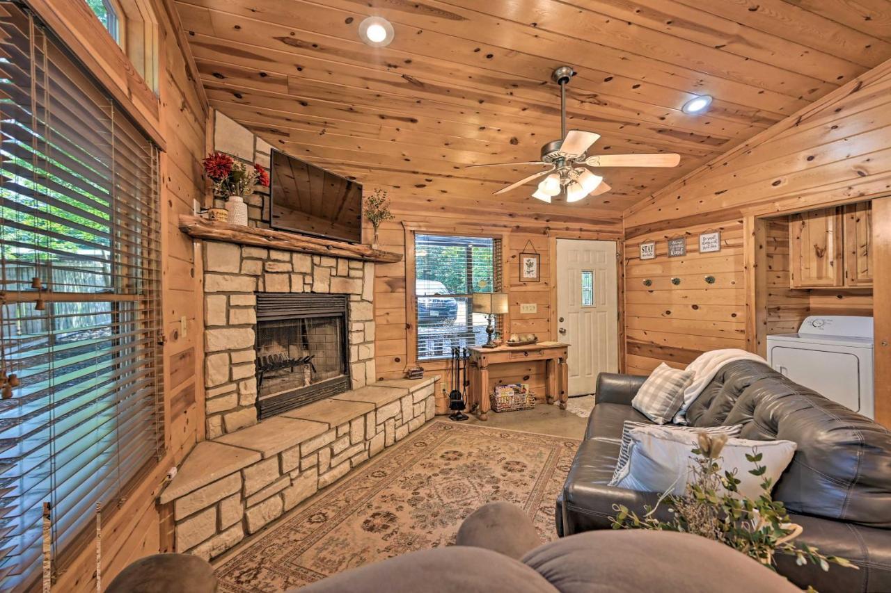 Broken Bow Azalea House - Forest Gem With Hot Tub! Bagian luar foto